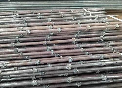 兴国隧道钢花管